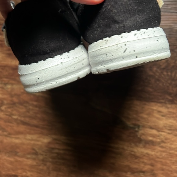 Hey Dude Wendy Basics - Picture 2 of 5